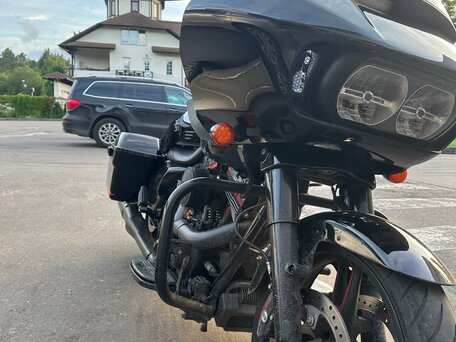 2015 Harley-Davidson CVO Road Glide Limited, чёрный, 1600000 рублей, вид 3