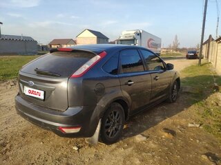 2011 Ford Focus II Рестайлинг, серый, 490000 рублей, вид 2