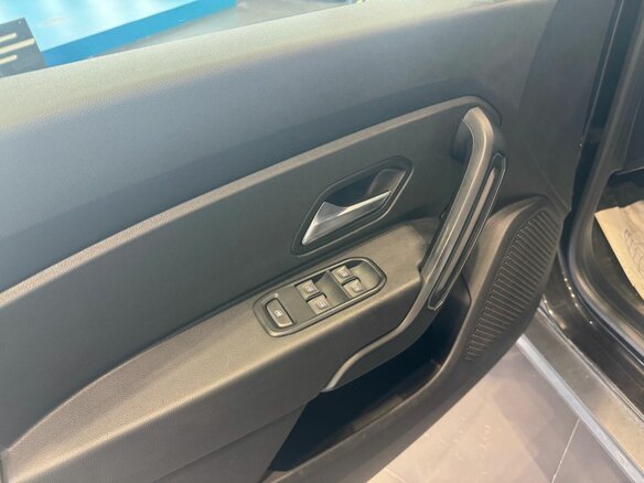 2021 Renault Duster II, чёрный - вид 9