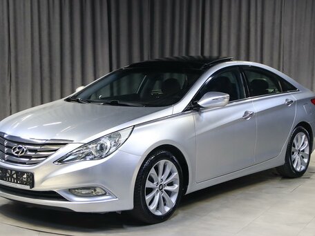 Hyundai Sonata VI (YF)