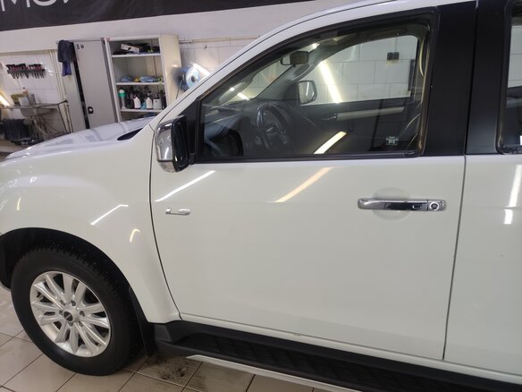 2019 Isuzu D-Max II Рестайлинг, белый, 2750000 рублей - вид 10