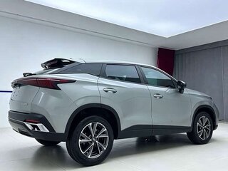 2023 Chery Omoda 5, серый, 1450111 рублей, вид 5