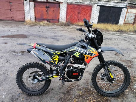 2024 BSE Z1, жёлтый, 125000 рублей, вид 1