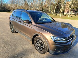 2020 Volkswagen Tiguan II, коричневый, 2800000 рублей, вид 1