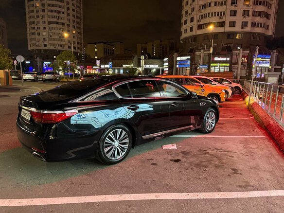 2017 Kia Quoris I Ресталинг 2, чёрный, 2400000 рублей - вид 3