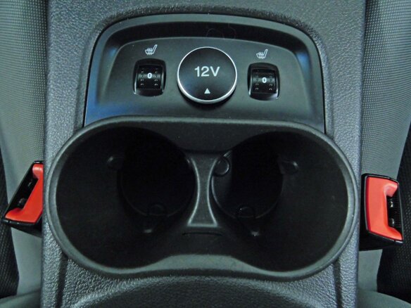 2014 Ford Focus III, красный, 1100000 рублей - вид 18