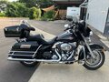 2009 Harley-Davidson Electra Glide, чёрный, 925000 рублей - вид 1