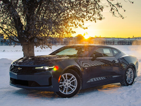 2020 Chevrolet Camaro VI Рестайлинг, серый, 3100000 рублей