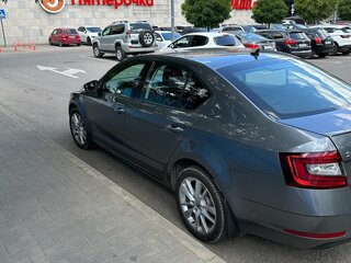 2017 Skoda Octavia III (A7), серый, 2100000 рублей, вид 4
