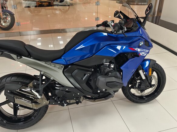 2025 BMW R 1300 RS, синий, 1990000 рублей - вид 21