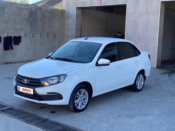 2022 Lada (ВАЗ) Granta I Рестайлинг, белый, 710000 рублей