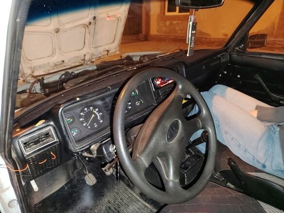 2003 Lada (ВАЗ) 2107, белый, 110000 рублей - вид 10