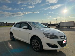 2014 Opel Astra J Рестайлинг, белый, 592000 рублей, вид 2
