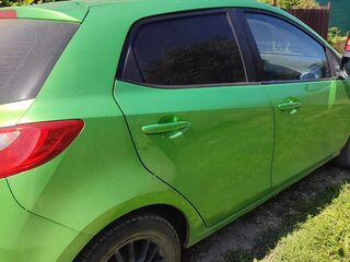 2008 Mazda 2 II (DE), зелёный, 400000 рублей, вид 4