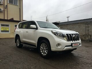 2013 Toyota Land Cruiser Prado 150 Series Рестайлинг 1, белый, 3600000 рублей, вид 4