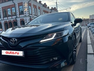 2020 Toyota Camry VIII (XV70), чёрный, 2300000 рублей, вид 4