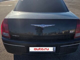 2004 Chrysler 300C I, чёрный, 900000 рублей, вид 4