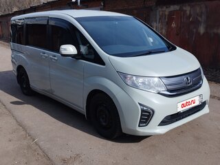 2015 Honda Stepwgn V, белый, 1600000 рублей, вид 3