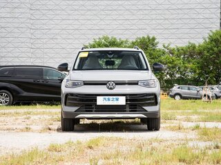 2026 Volkswagen Tharu XR, серый, 2150000 рублей, вид 3