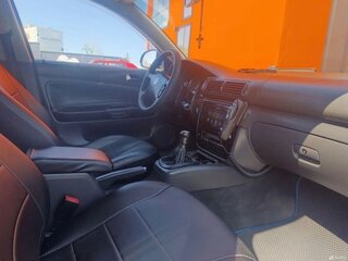2004 Volkswagen Passat B5 Рестайлинг, синий, 450000 рублей, вид 4