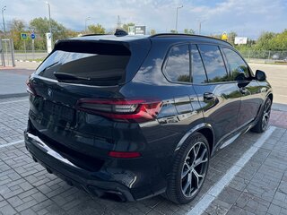 2021 BMW X5 40d IV (G05/G18), чёрный, 7650000 рублей, вид 4