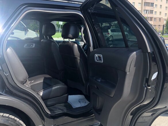 2013 Ford Explorer Sport V, чёрный, 2200000 рублей - вид 8
