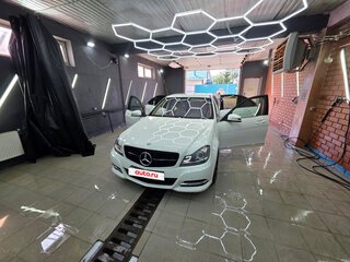 2012 Mercedes-Benz C-Класс 300 III (W204) Рестайлинг, белый, 2000000 рублей, вид 4