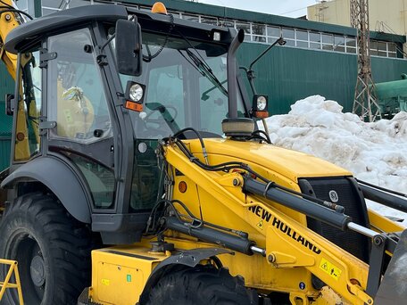 2020 New Holland B80B, 7500000 рублей, вид 1
