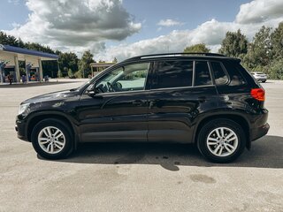2014 Volkswagen Tiguan I Рестайлинг, чёрный, 1200000 рублей, вид 3