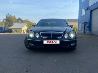 2004 Mercedes-Benz E-Класс 200 III (W211, S211), чёрный, 950000 рублей, вид 2