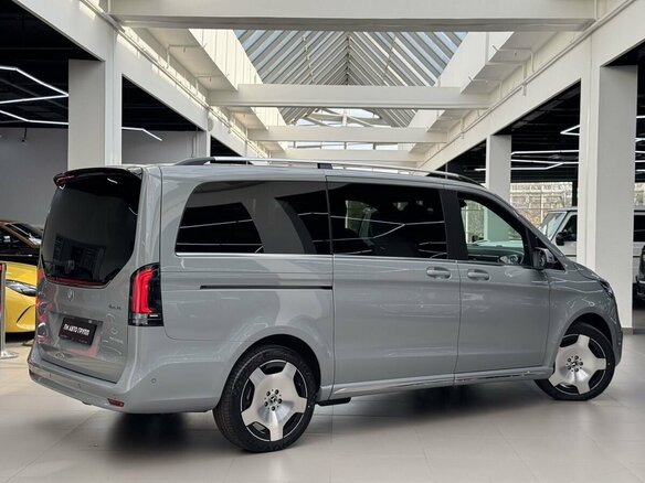 2026 Mercedes-Benz V-Класс Long 300 d длинный III (W447) Рестайлинг 2, серый, 14990000 рублей - вид 7