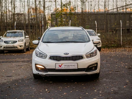 2015 Kia Ceed II Рестайлинг, бежевый, 1070000 рублей, вид 3