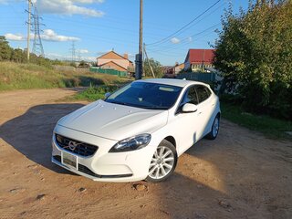 2015 Volvo V40 II, белый, 1150000 рублей, вид 2