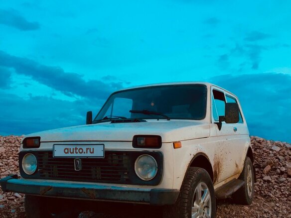 1997 Lada (ВАЗ) 2121 (4x4) I Рестайлинг, белый, 270000 рублей
