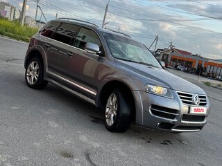 2006 Volkswagen Touareg I, серый, 1120000 рублей, вид 3