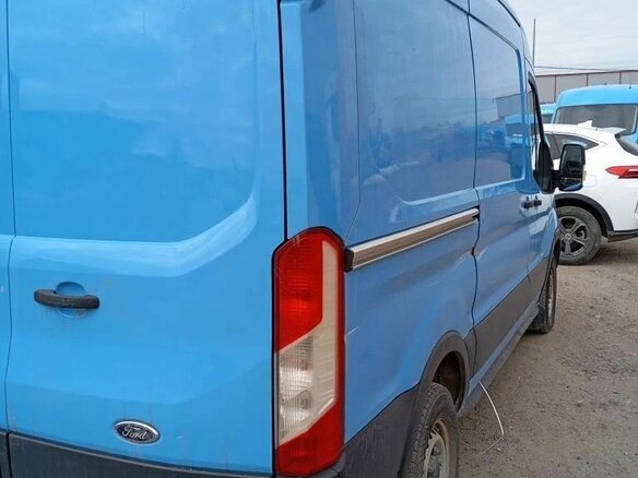2021 Ford Transit, синий, 3460000 рублей - вид 2