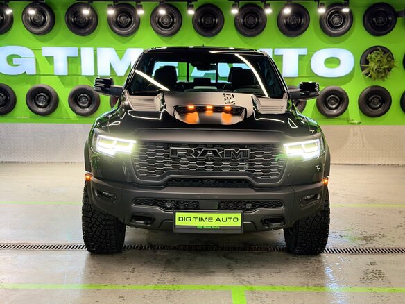 2026 Ram 1500 RHO V Рестайлинг, чёрный, 11900000 рублей - вид 2