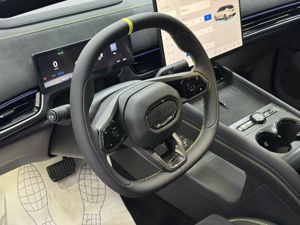 2026 Lynk & Co 07 GT I Рестайлинг, чёрный, 5550000 рублей - вид 12