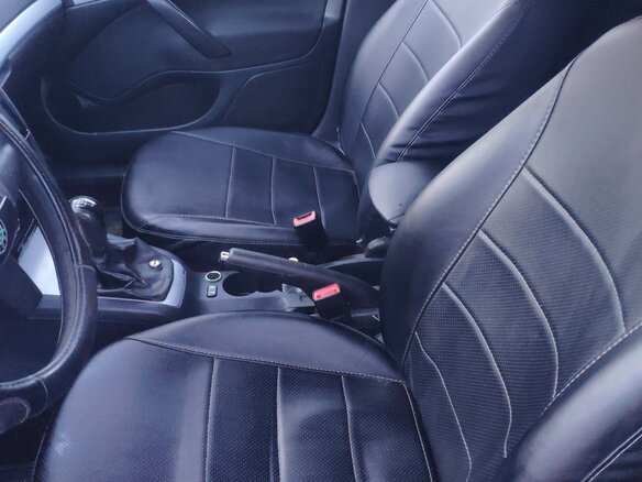 2010 Skoda Octavia II (A5) Рестайлинг, серый, 930000 рублей - вид 4