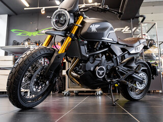 2025 Moto Morini Seiemmezzo SCR, чёрный, 744900 рублей, вид 4