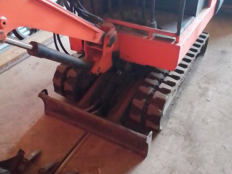 1998 Kubota Миниэкскаваторы, оранжевый, 1050000 рублей, вид 3