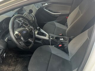 2012 Ford Focus III, белый, 855000 рублей, вид 3