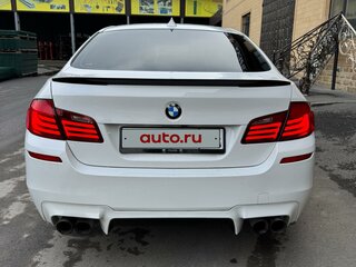 2013 BMW 5 серии 528i xDrive VI (F10/F11/F07), белый, 1700000 рублей, вид 3