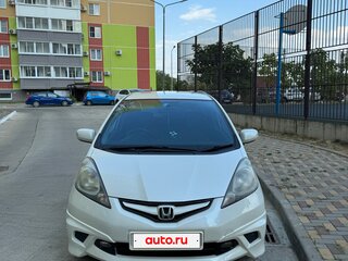 2010 Honda Fit II, белый, 750000 рублей, вид 3