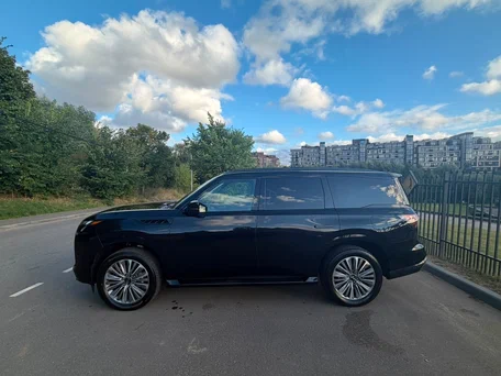 2024 Infiniti QX80 II, чёрный, 12000000 рублей, вид 4