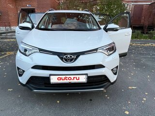2019 Toyota RAV4 IV (XA40) Рестайлинг, белый, 3500000 рублей, вид 2