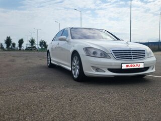 2006 Mercedes-Benz S-Класс 500 Long V (W221), белый, 550000 рублей, вид 3