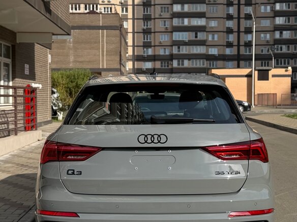 2026 Audi Q3 35 TFSI II (F3), серый, 3800000 рублей - вид 4