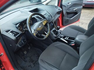 2019 Ford C-MAX II Рестайлинг, красный, 1200000 рублей, вид 5