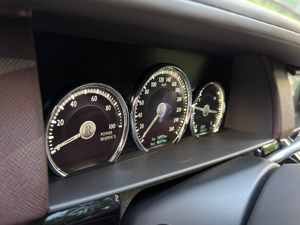 2022 Rolls-Royce Cullinan I (Series I), коричневый, 28450000 рублей - вид 22
